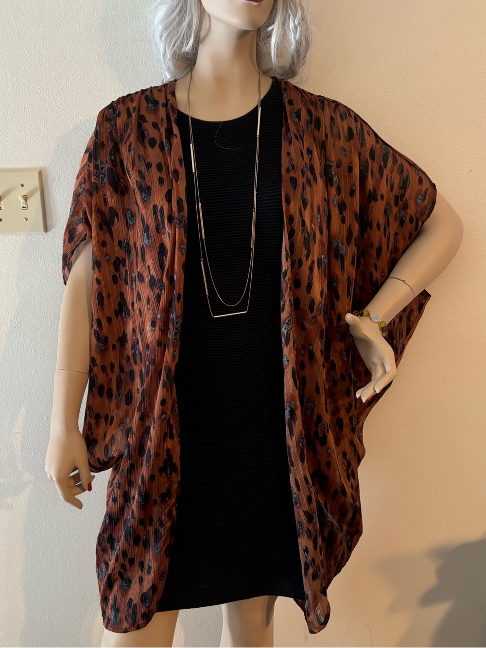 Umgee Shimmering Rust & Black Animal Print Kimono